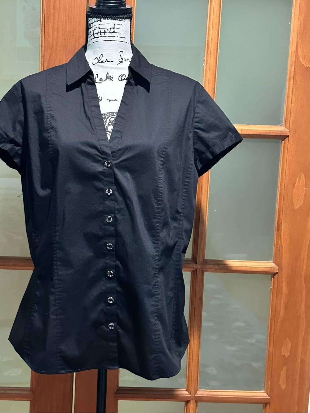 New York & Company Classic Black Short-Sleeve Button-Down Shirt XL